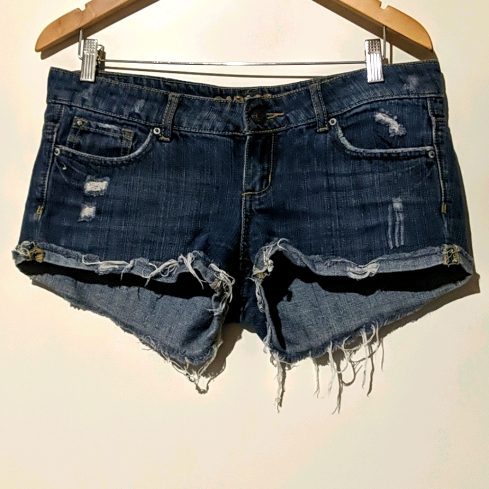 SIZE 9! EUC Distressed Denim Shorts